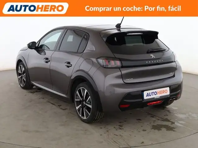 Peugeot 208 view 4
