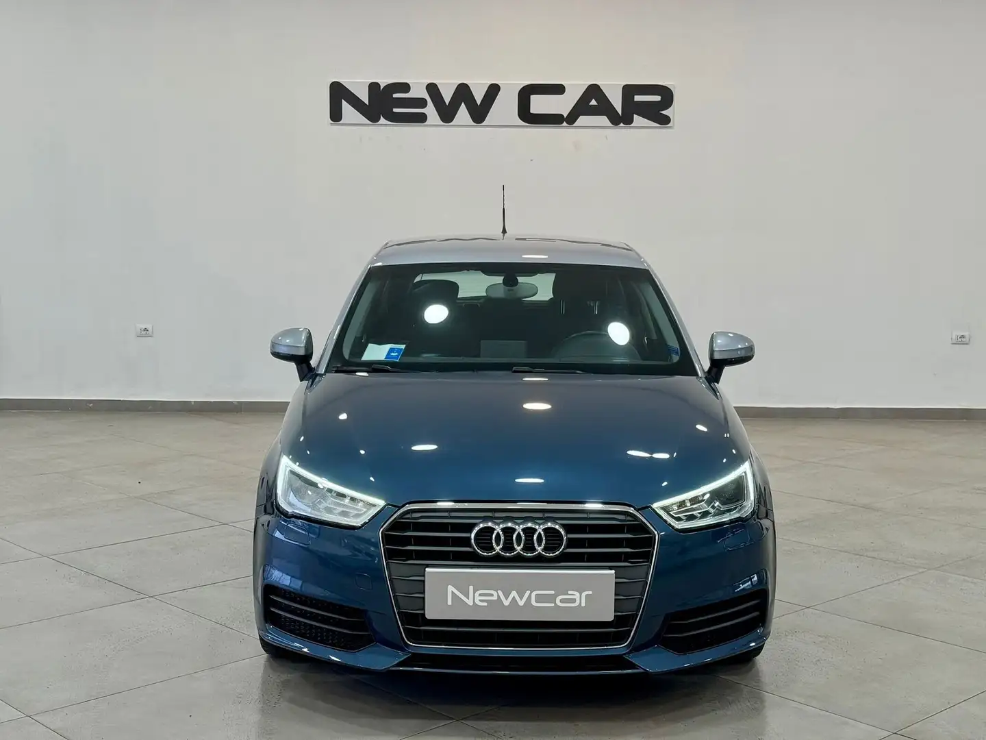 Audi A1 A1 1.4 TDI ultra Metal plus Blu/Azzurro - 2