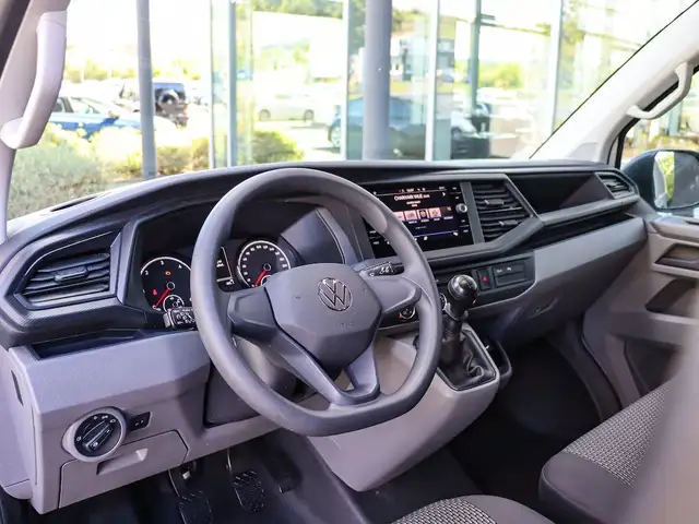 Volkswagen T6 view 15