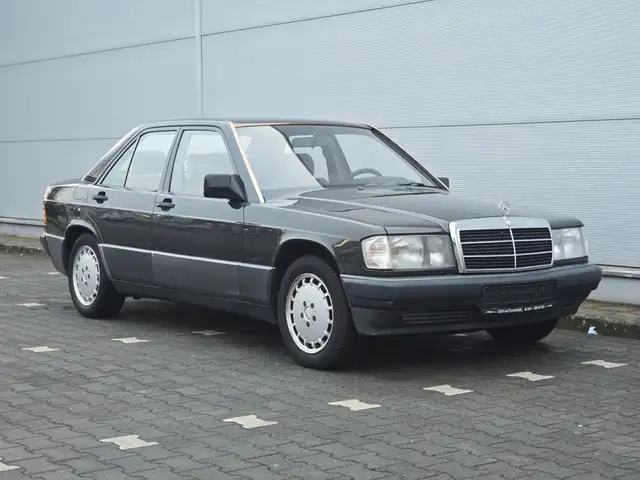 Mercedes-Benz 190 (Automatik)