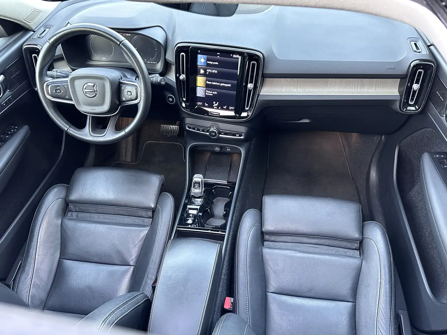 Volvo XC40 1.5 T5 Recharge Inscription | Panoramadak | 360 Ca Noir - 2