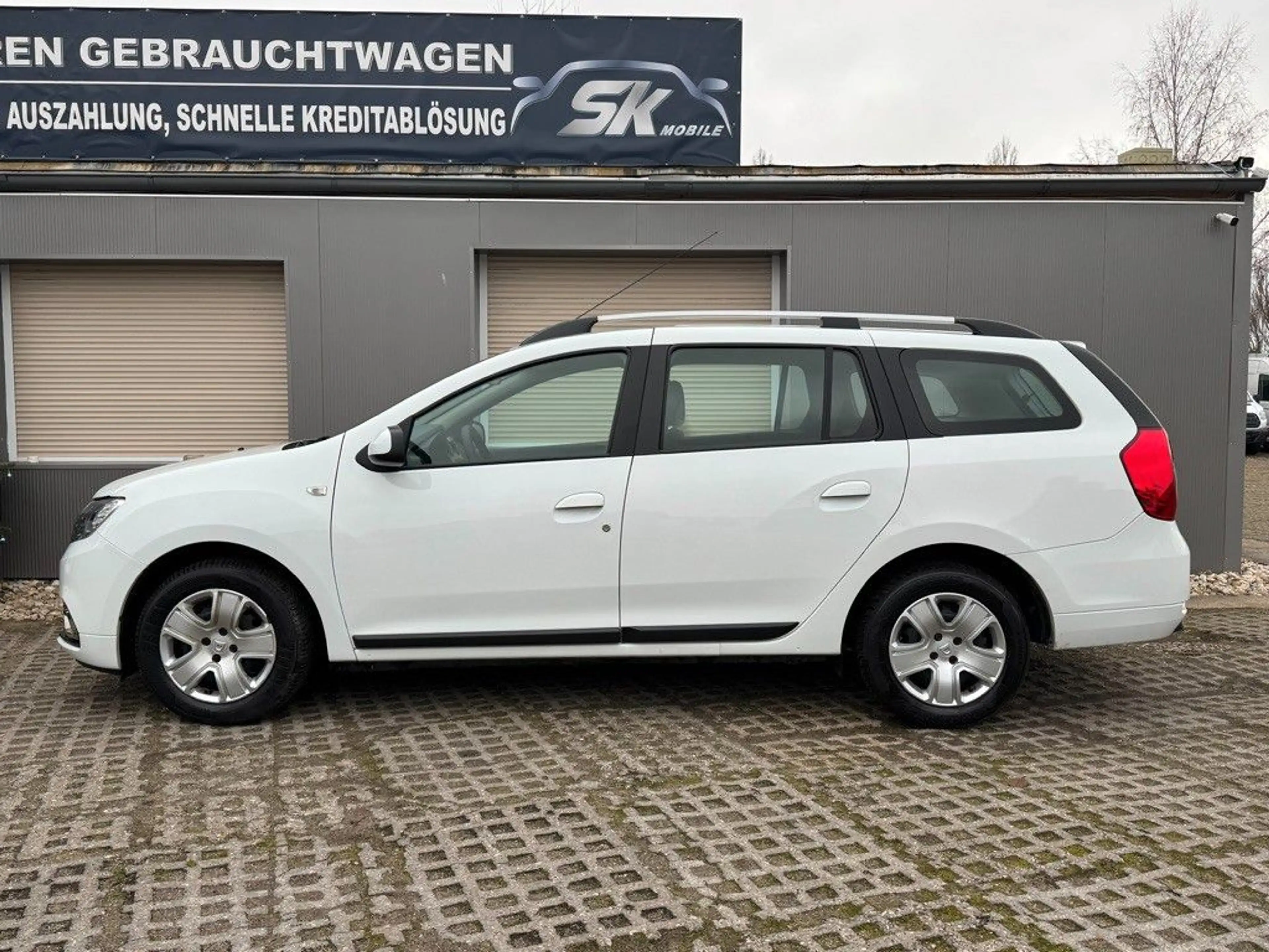 Dacia Logan MCV II Kombi Comfort 1HAND*KLIMA* — photo 2