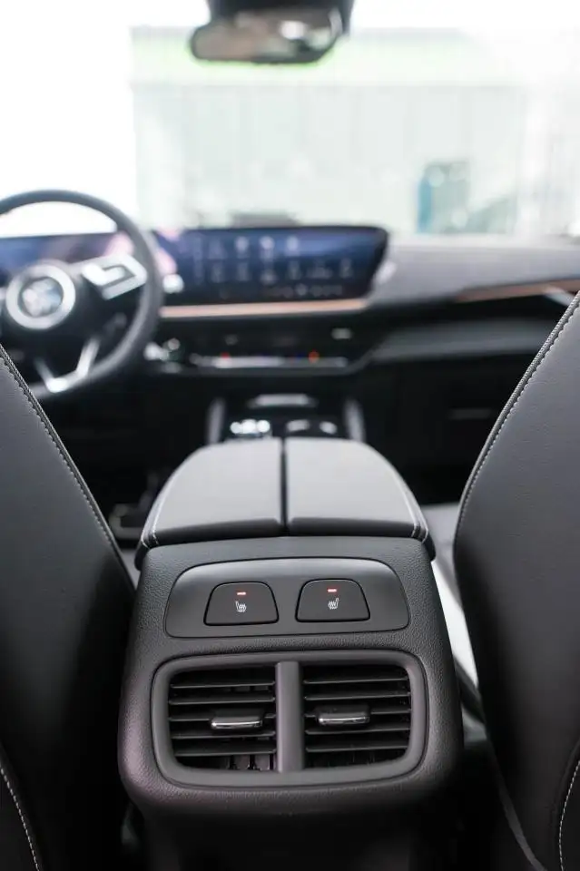 Buick Envision снимка Buick Envision