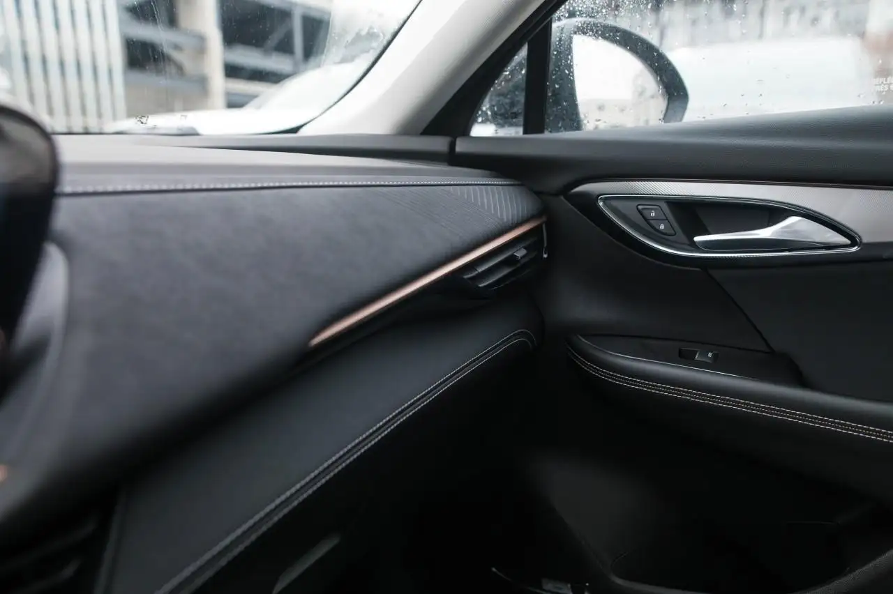 Buick Envision снимка Buick Envision