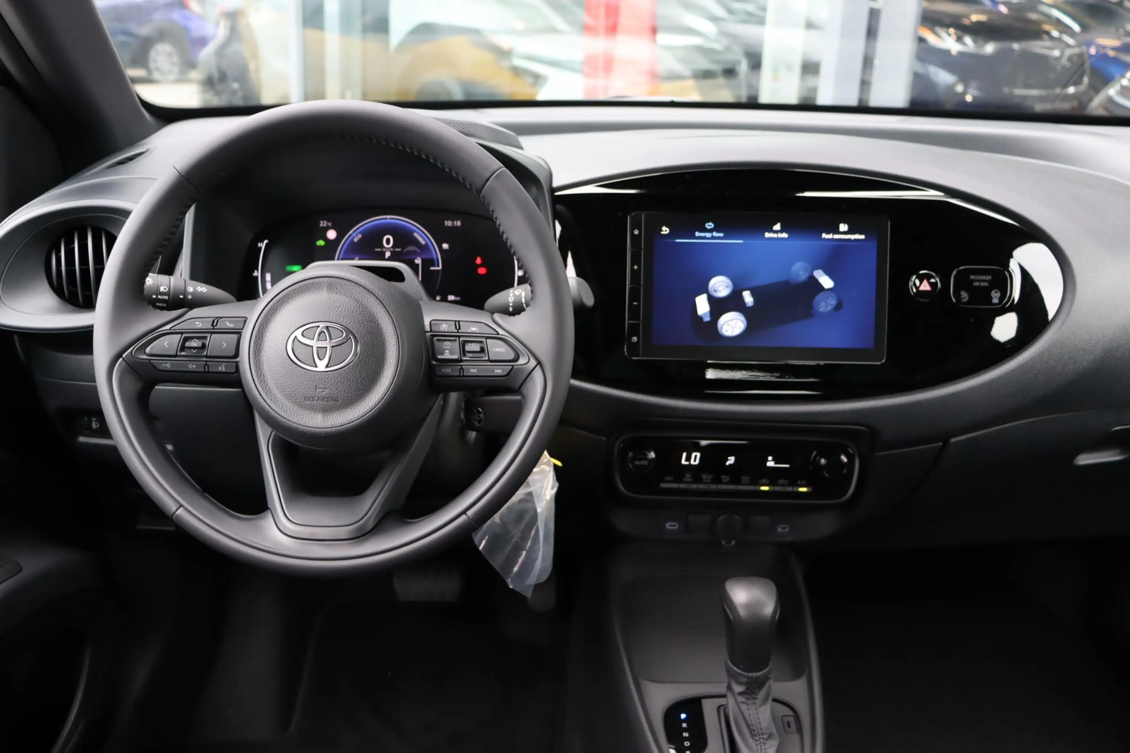Toyota Aygo X Hybrid 115 Play, Go Pack, VERWACHT, 01-2027 leverb — photo 4