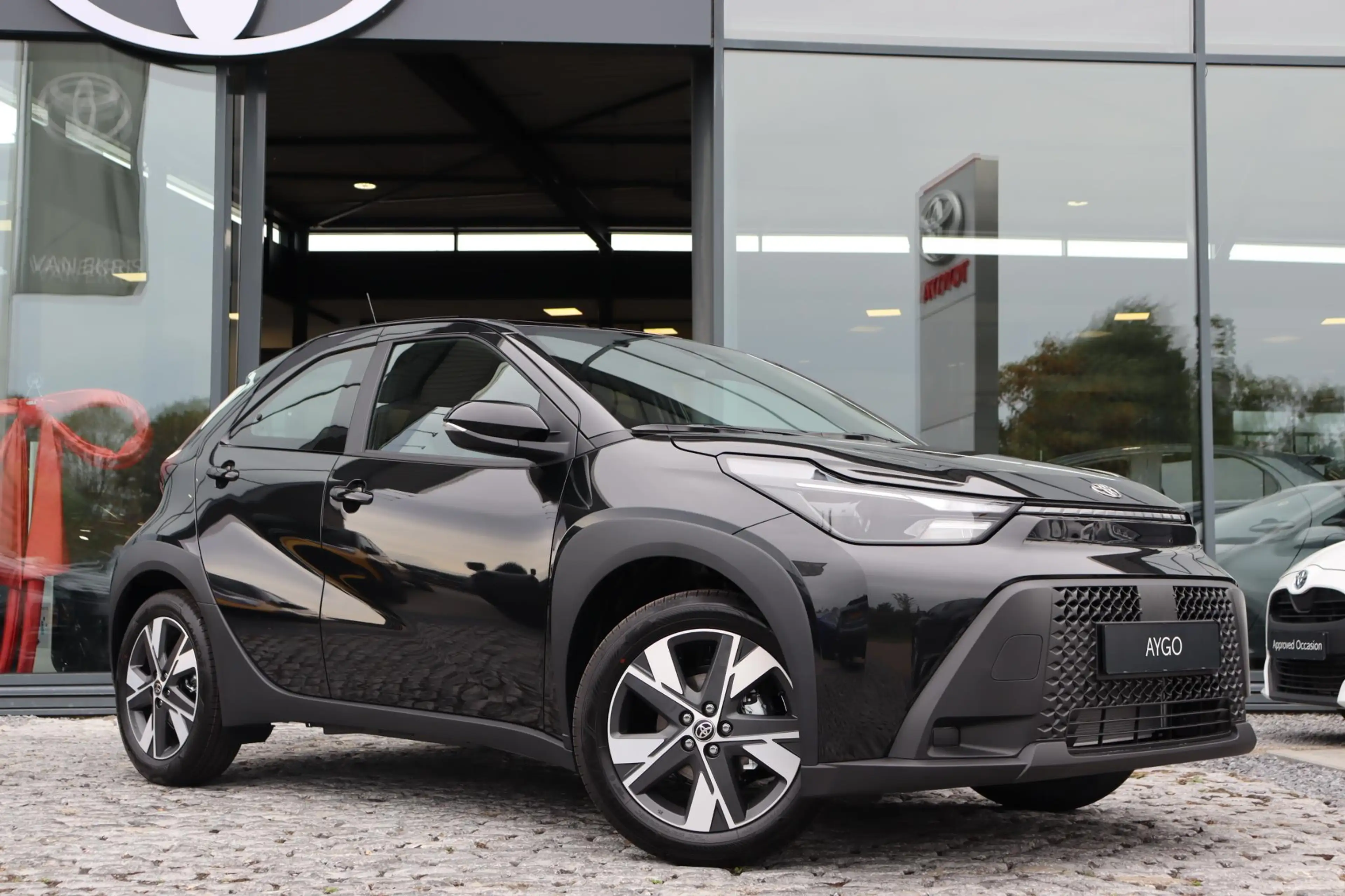 Toyota Aygo X Hybrid 115 Play, Go Pack, VERWACHT, 01-2027 leverb — photo 6