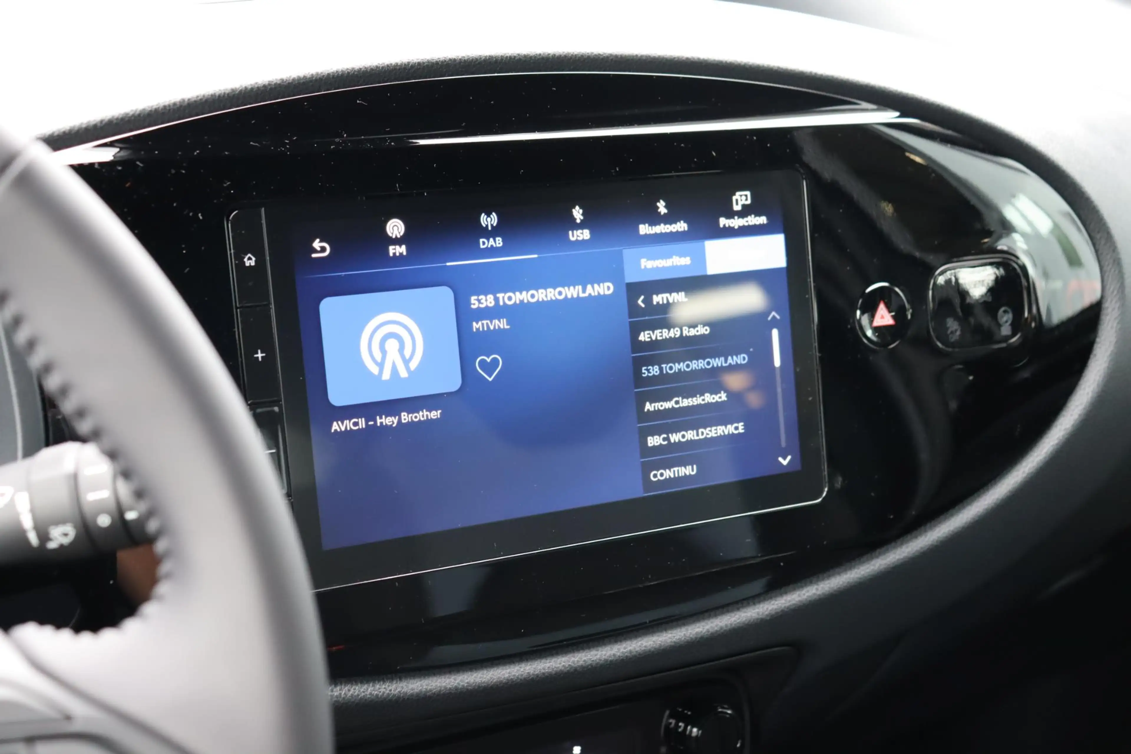 Toyota Aygo X Hybrid 115 Play, Go Pack, VERWACHT, 01-2027 leverb — photo 11