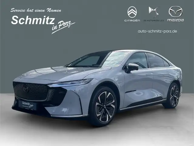 Mazda 6 Takumi HUD Panorama Navi Leder Digitales Cockpit M