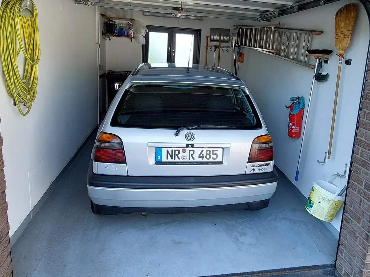 Volkswagen Golf 1.6 Avenue, foto 1