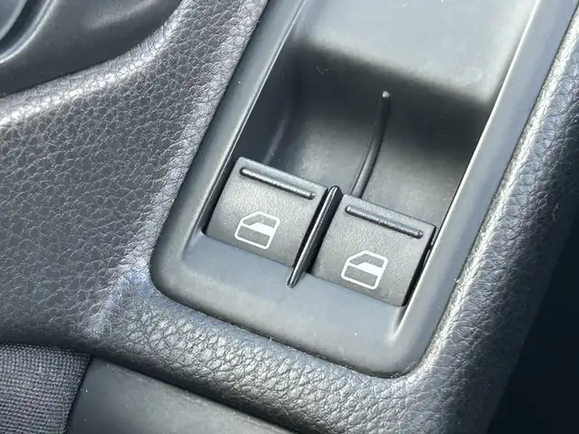 Volkswagen Golf view 11