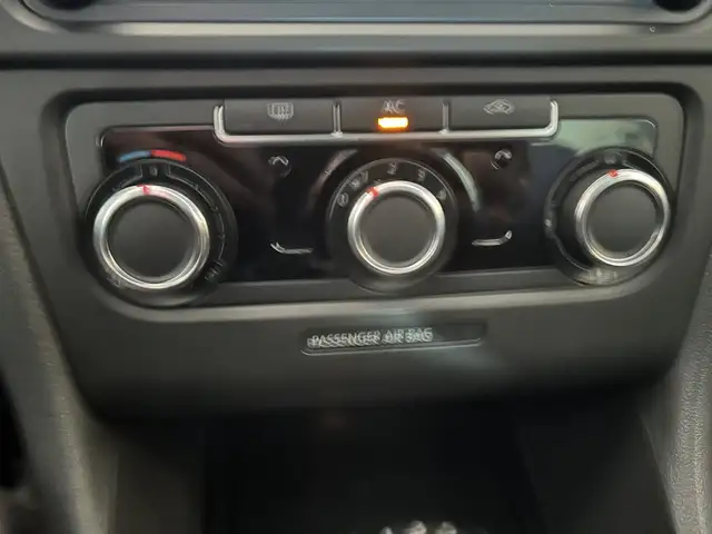 Volkswagen Golf view 7
