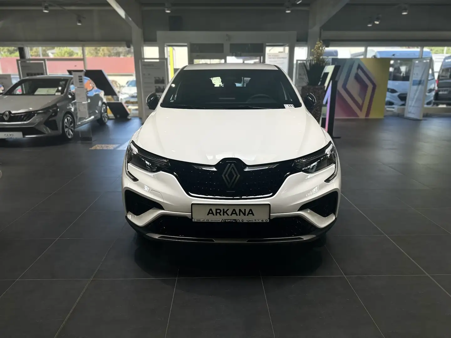 Renault Arkana Techno Mild Hybrid 140 EDC Bianco - 2