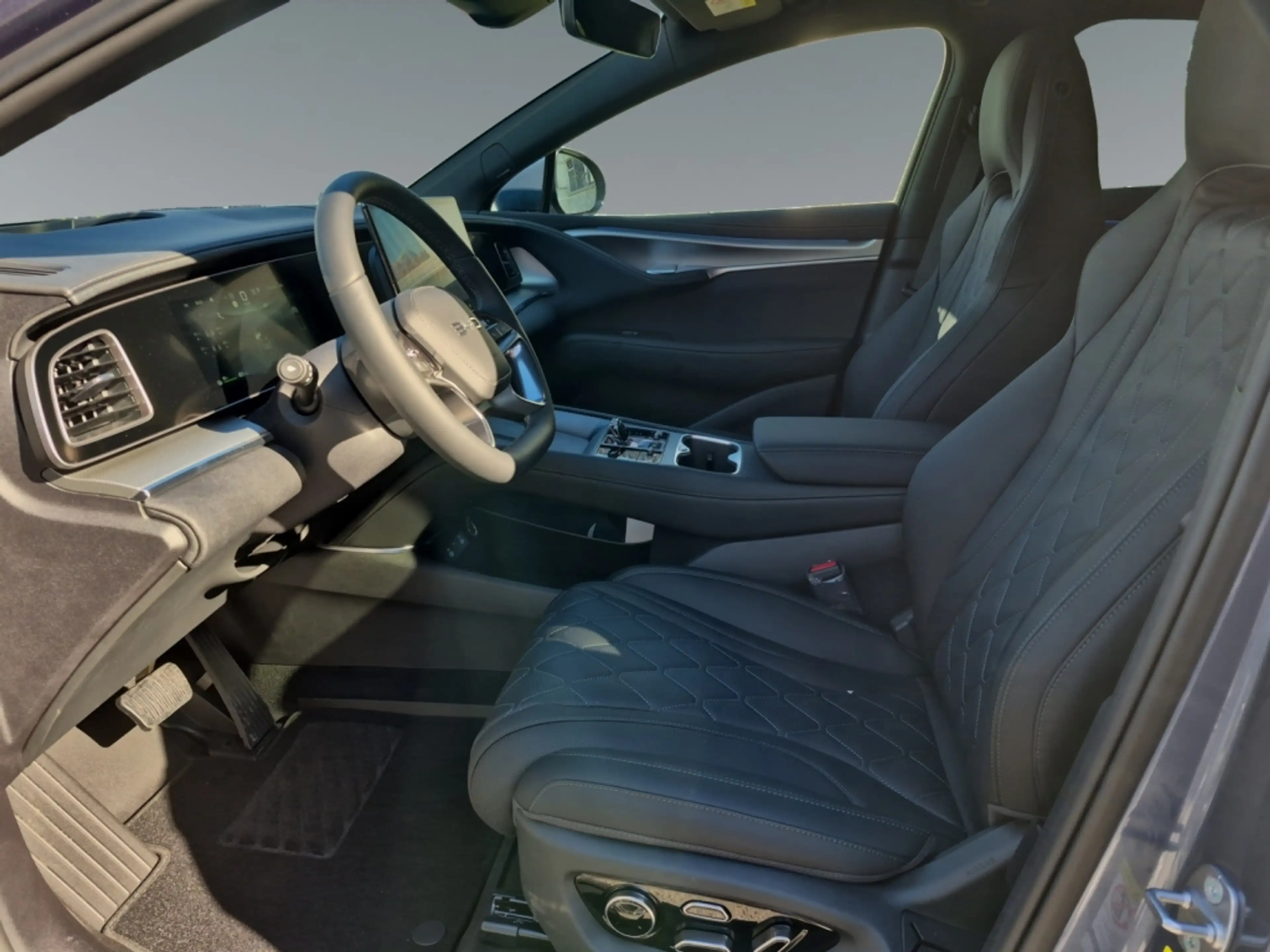 BYD Sealion 7 Excellence AWD — photo 9