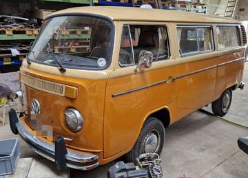 VW T2b Deluxe L Luxusbus Injection Einspritzer