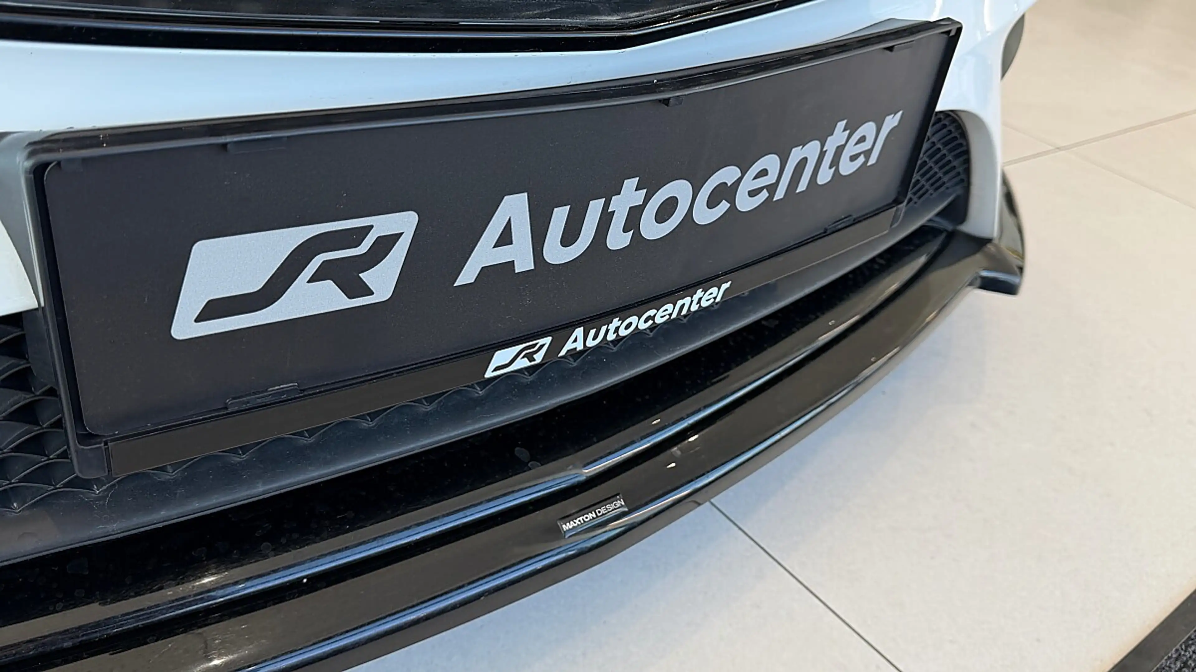 Mercedes-Benz E 220 d Aut. AMG-Line*360*Memory*Pano* — photo 8