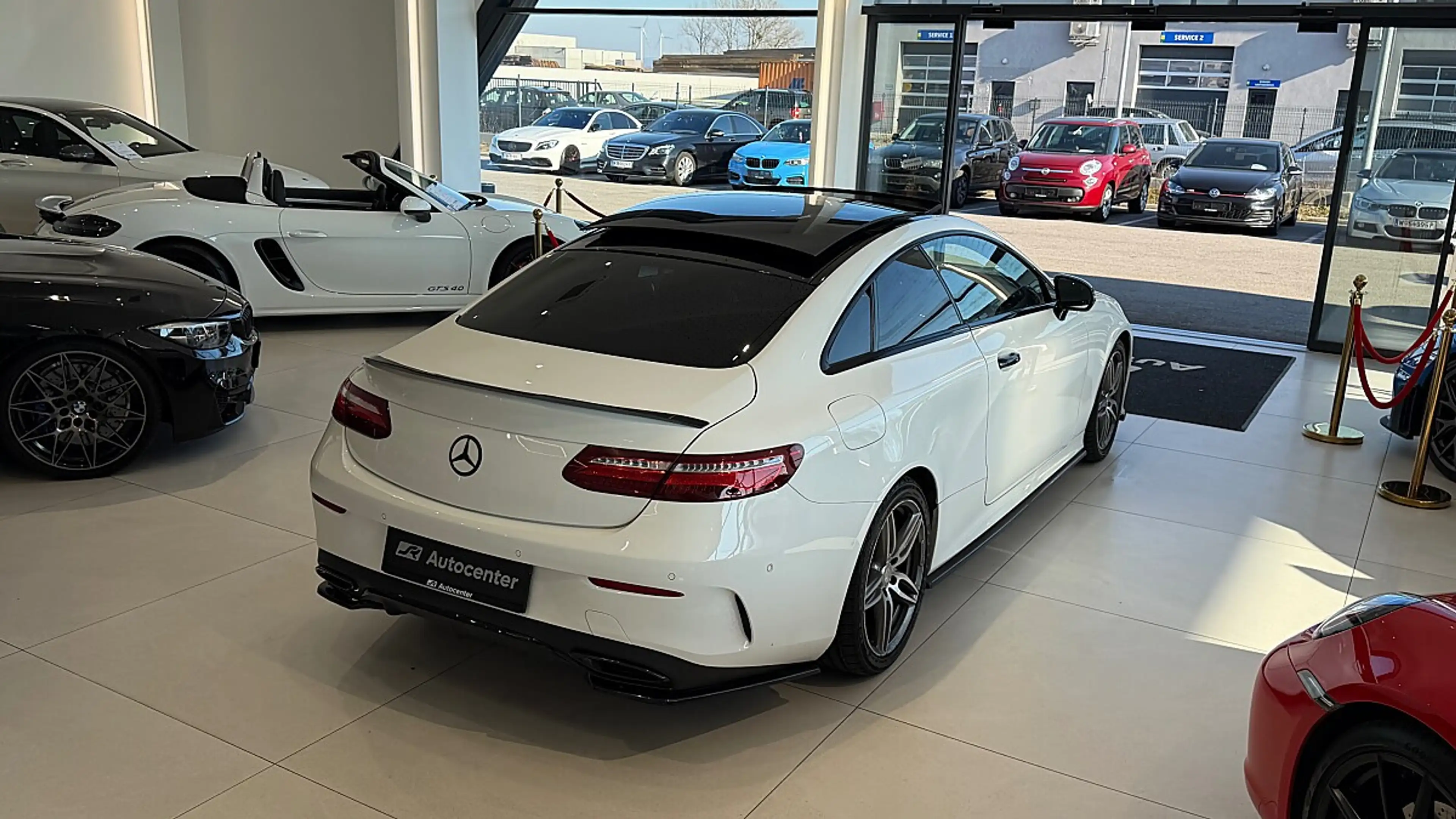 Mercedes-Benz E 220 d Aut. AMG-Line*360*Memory*Pano* — photo 12