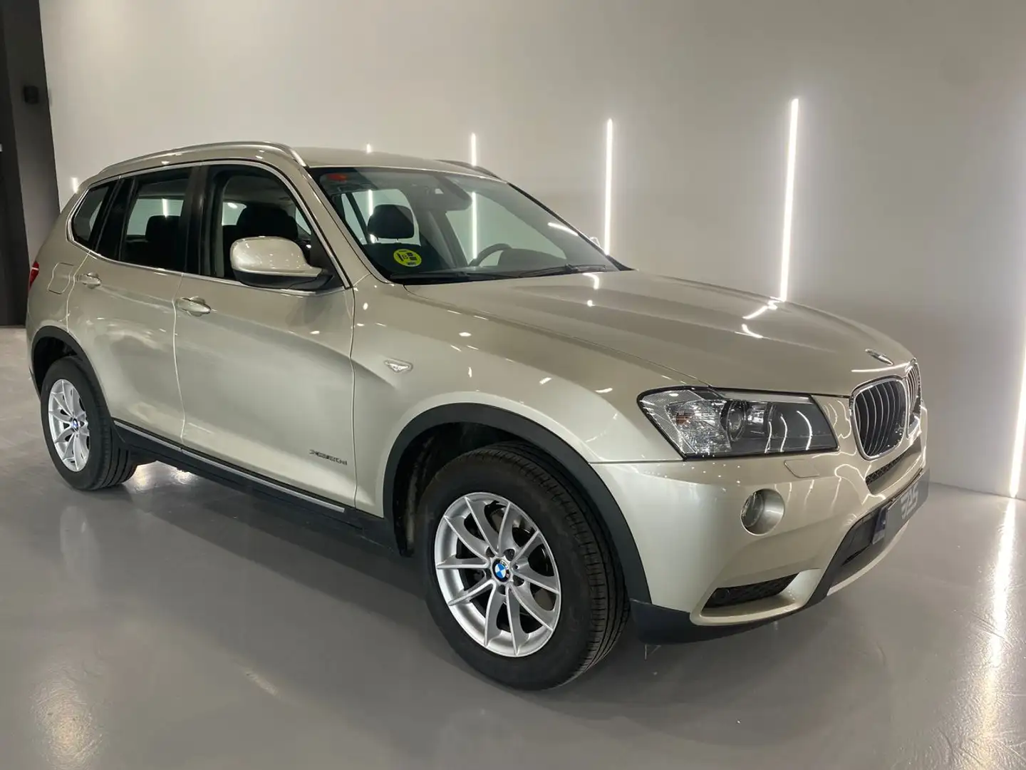 BMW X3 xDrive20d Beige - 2