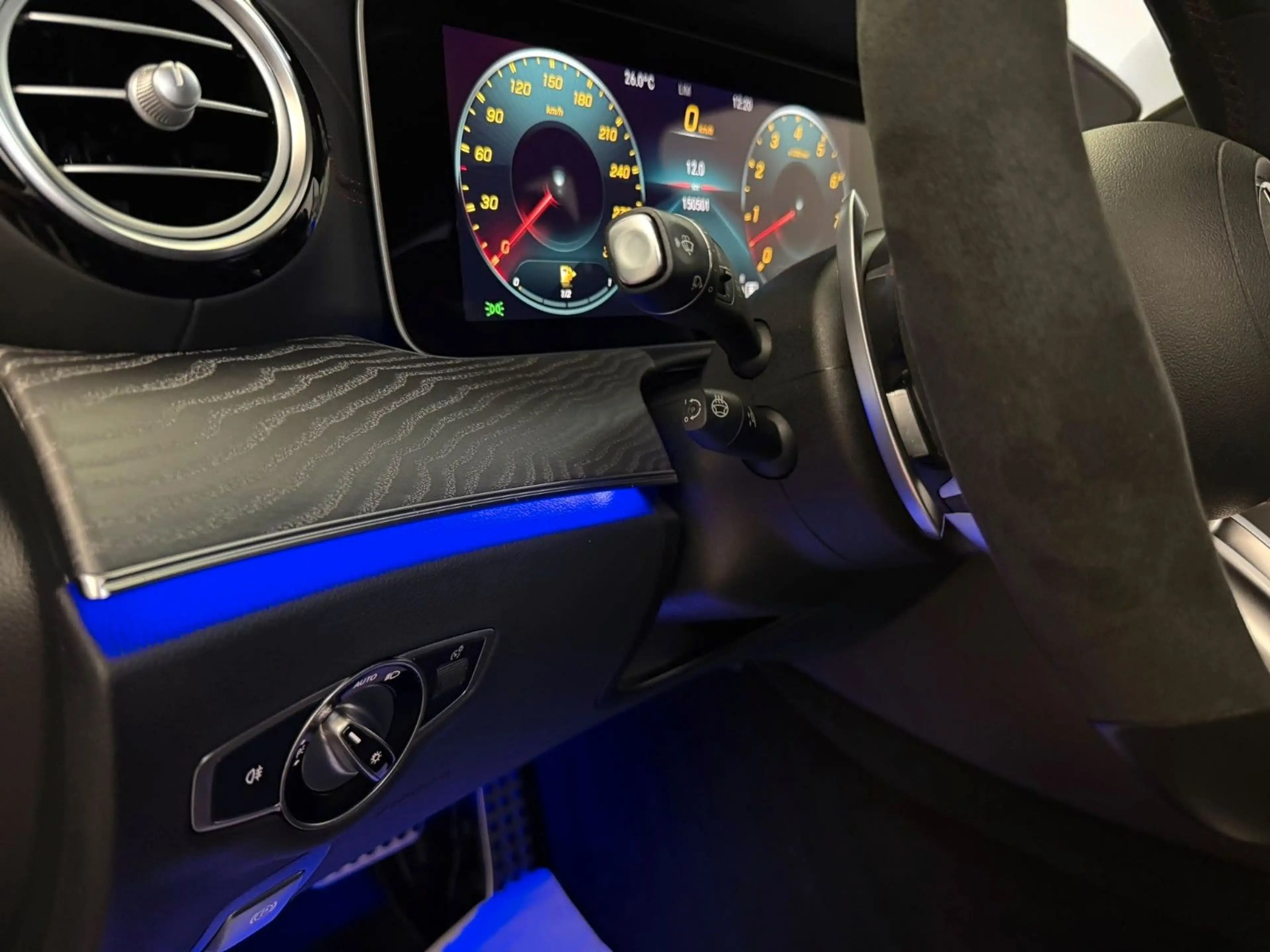 Mercedes-Benz E 53 AMG E 53 T AMG SITZKLIM*MBEAM*BURM*MEMO*HUD*STHZ — photo 15