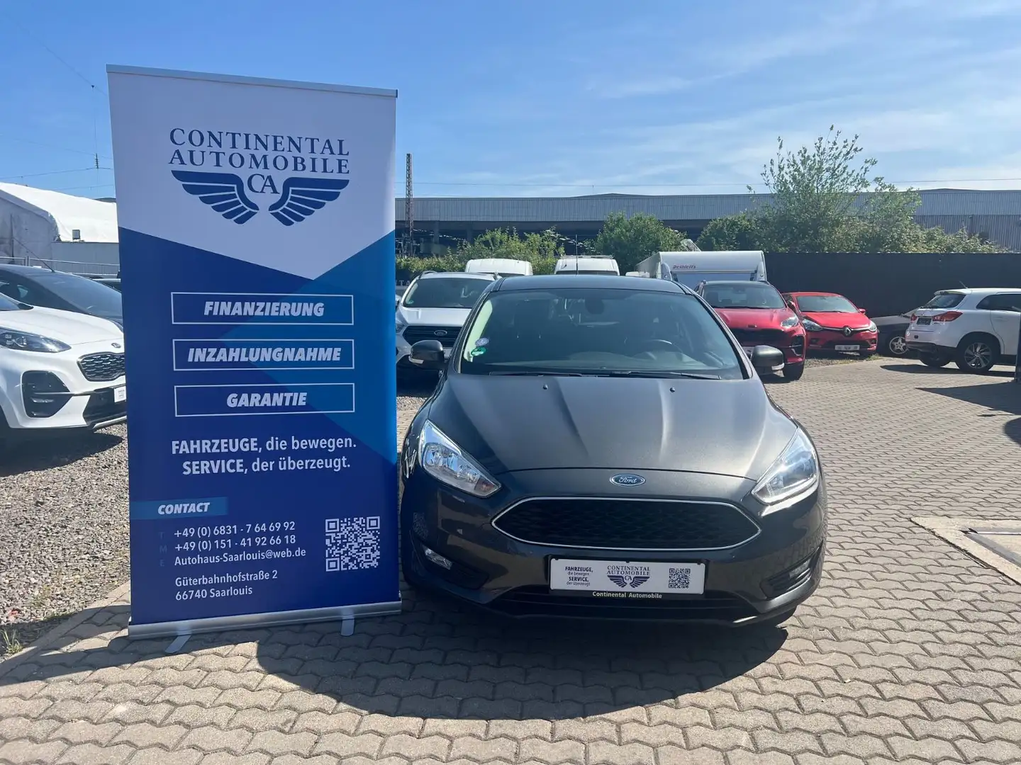 Ford Focus Lim. Business Grijs - 1