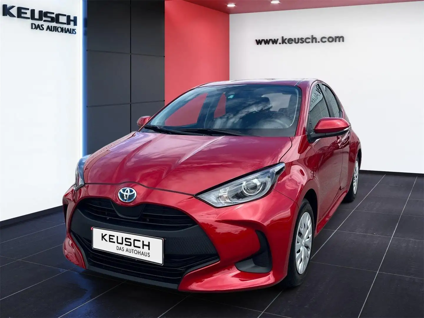 Toyota Yaris 1,5 VVT-i Hybrid Active Rouge - 1