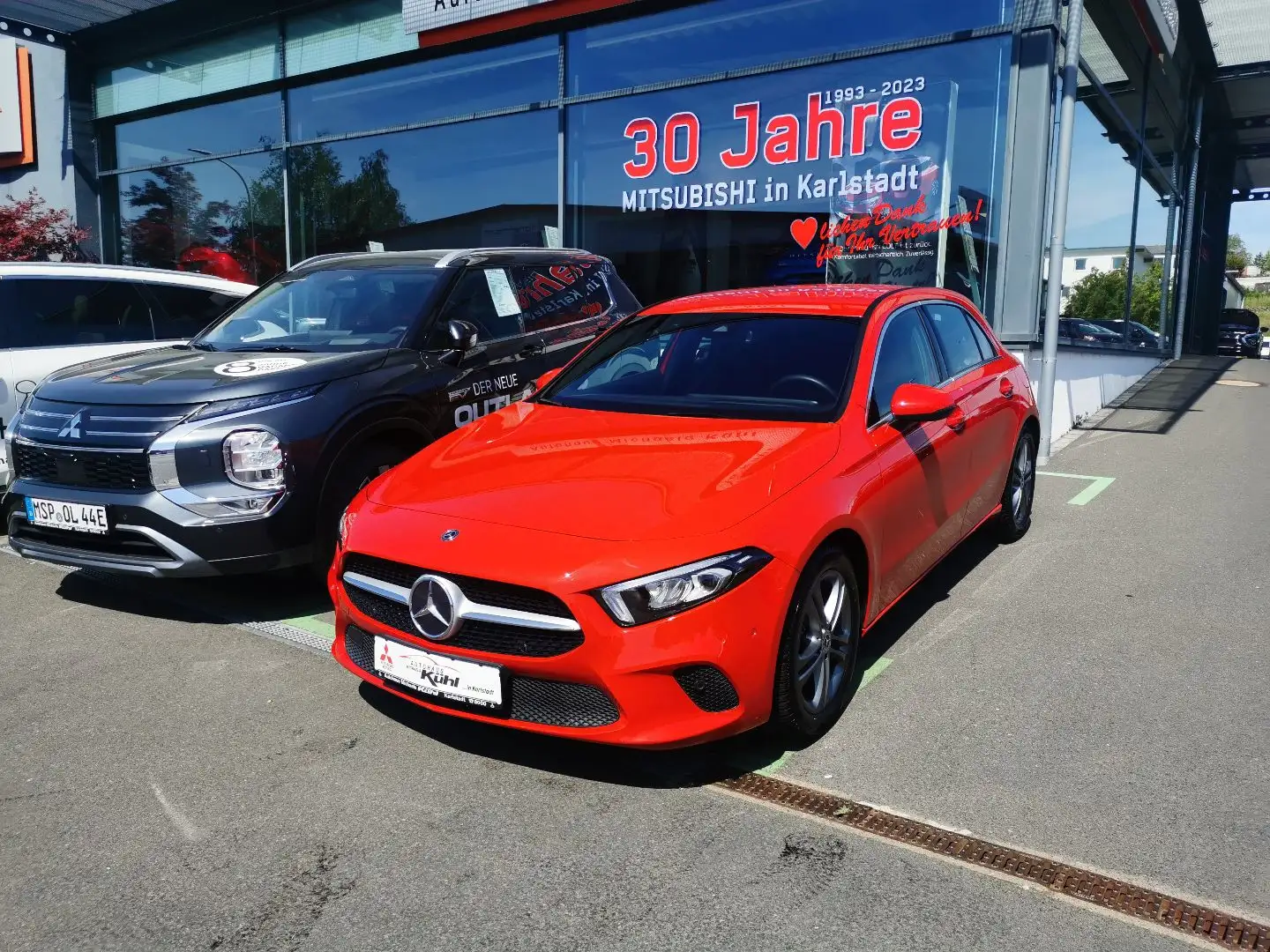 Mercedes-Benz A 220 Mercedes A220 - Progressiv Roşu - 1