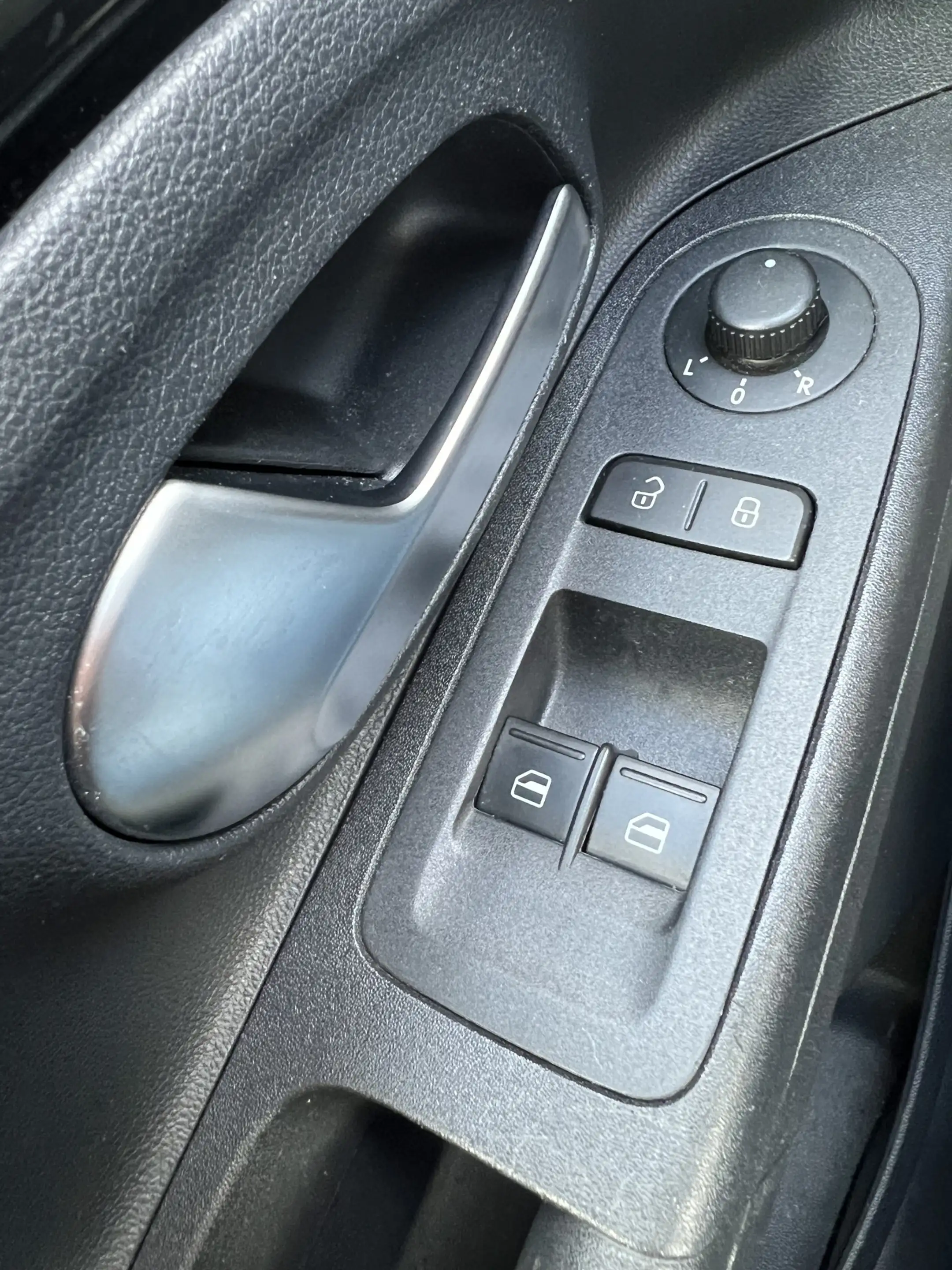 Volkswagen up! 1.0 BMT move up! 5 Deurs | AIRCO | DAB | BLUETOOTH — photo 23