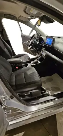 Toyota Yaris view 22
