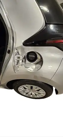 Toyota Yaris view 25