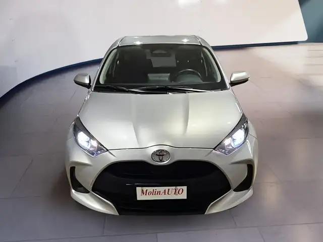 Toyota Yaris main image