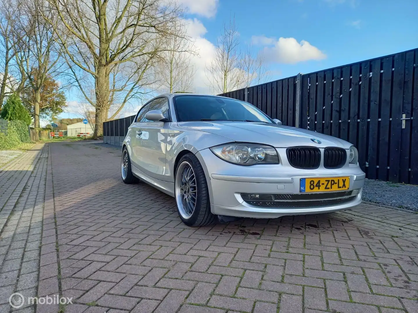BMW 118 1-serie 118i Business Line Gris - 1