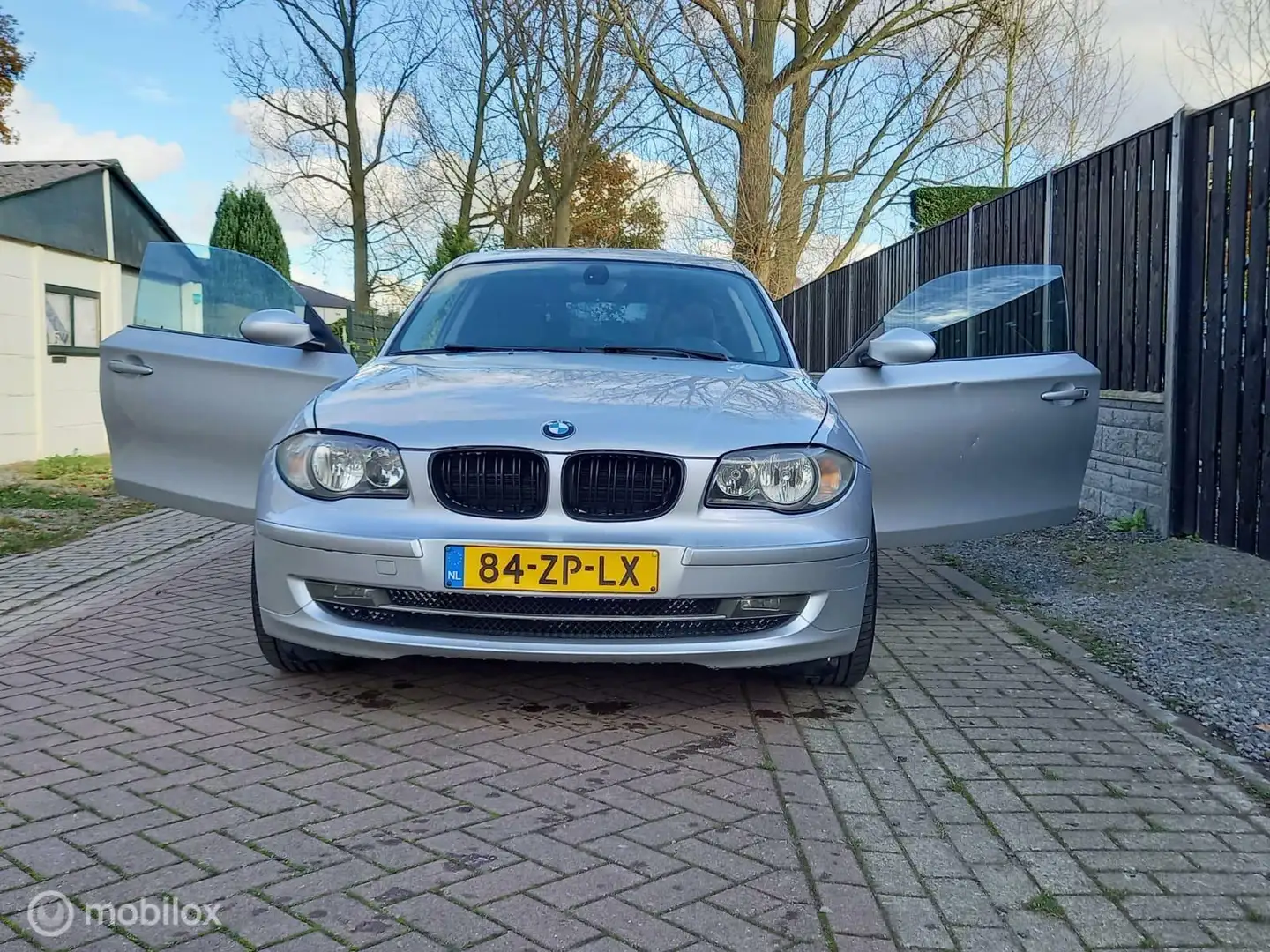 BMW 118 1-serie 118i Business Line Gris - 2
