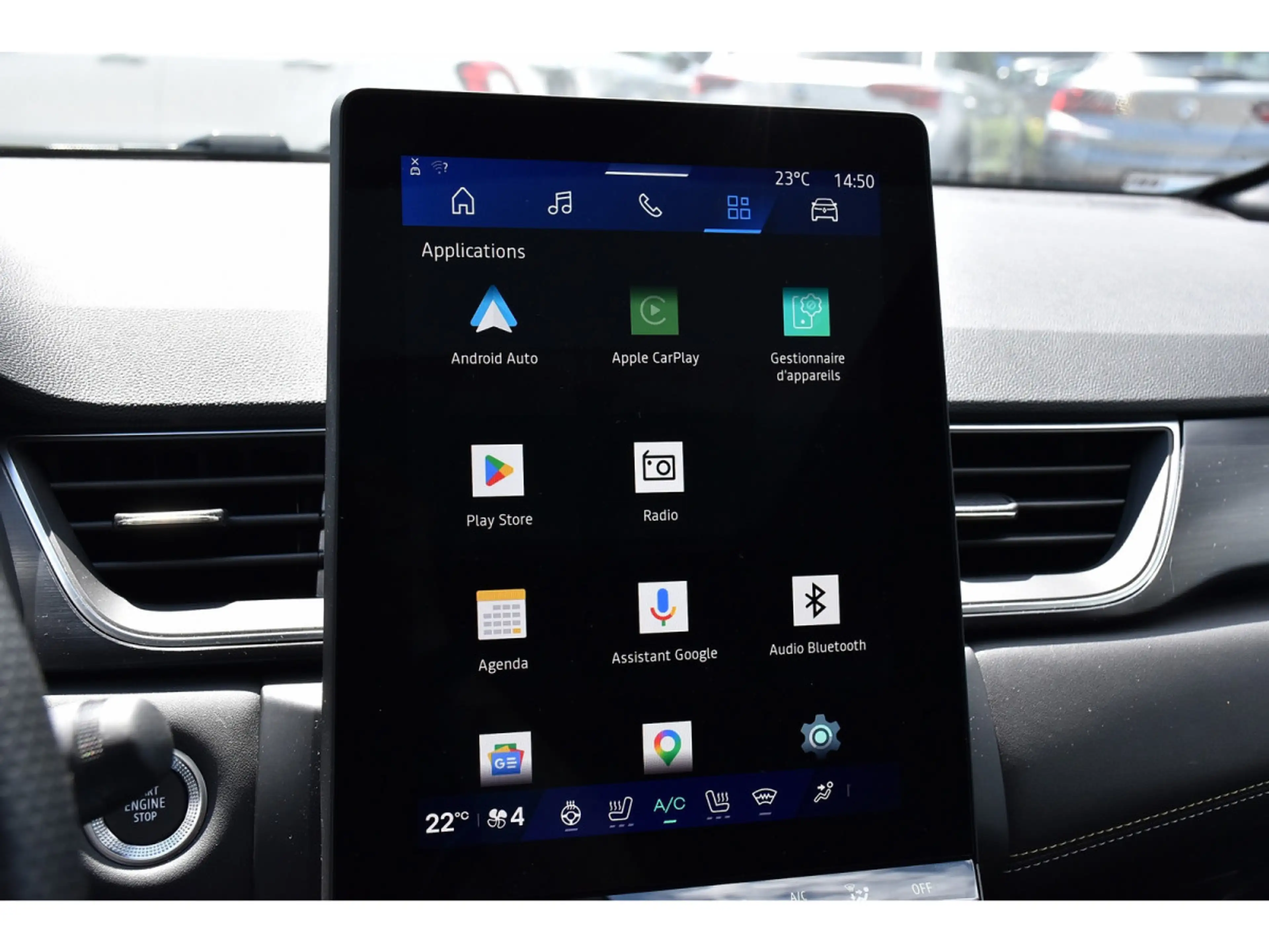 Renault Symbioz 1.6 E-TECH HEV Iconic EDC PANO HARMAN CAM360 1° M. — photo 14