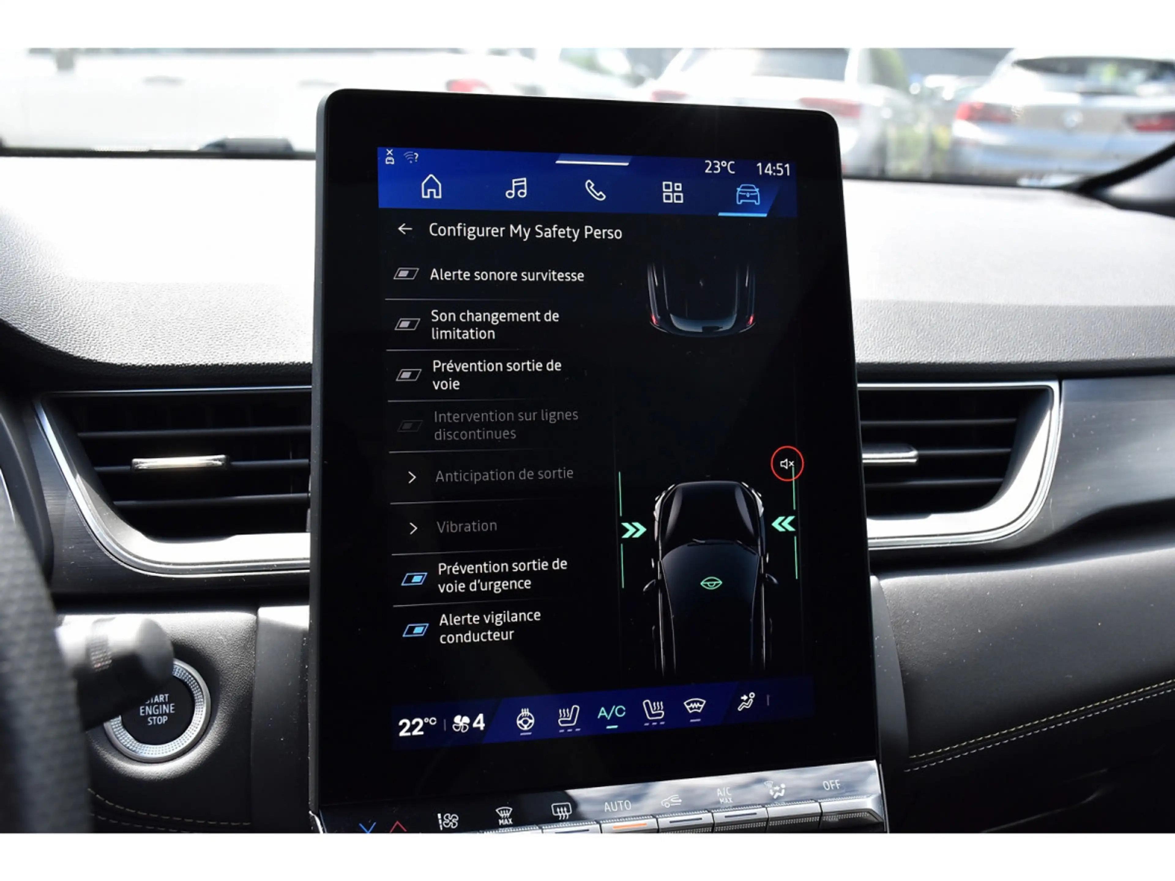 Renault Symbioz 1.6 E-TECH HEV Iconic EDC PANO HARMAN CAM360 1° M. — photo 15