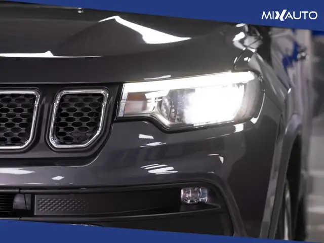 Jeep Compass view 10