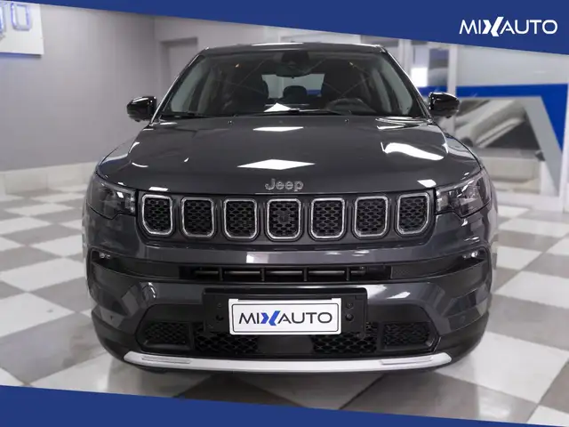 Jeep Compass view 2