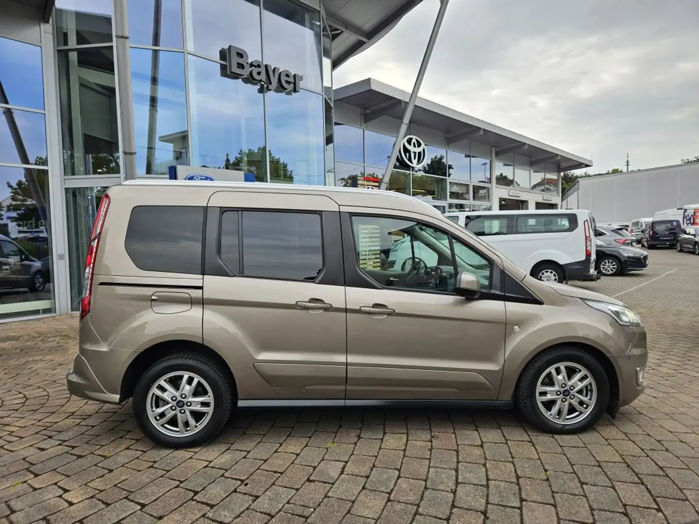 Ford Tourneo Connect 1.5 EcoBlue Aut. Start-Stop Titanium Argent - 2