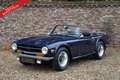 Triumph TR6 PRICE REDUCTION! Overdrive, restored and mechanica plava - thumbnail 1