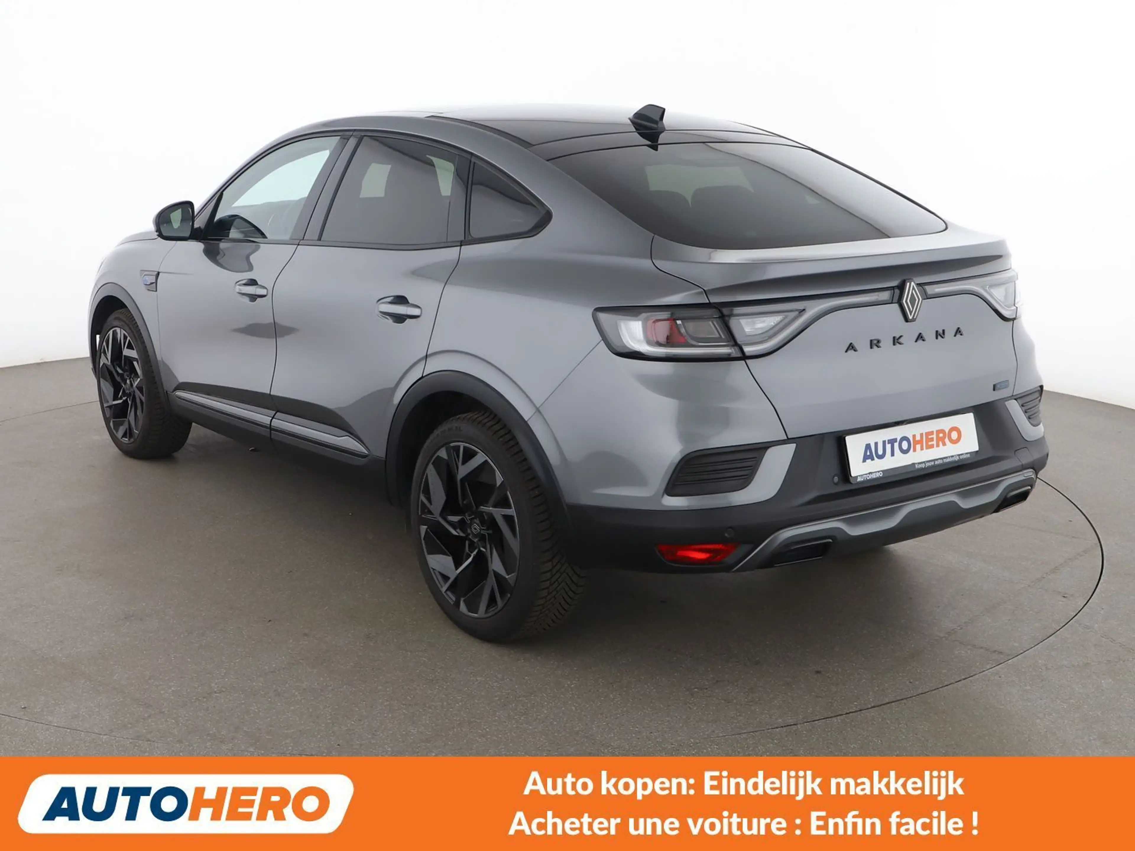 Renault Arkana 1.6 Hybrid E-Tech Esprit Alpine — photo 4