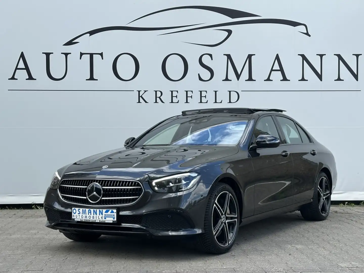 Mercedes-Benz E 300 e 9G-TRONIC Avantgarde RFK*LED*SHZ*TOTW Grau - 1