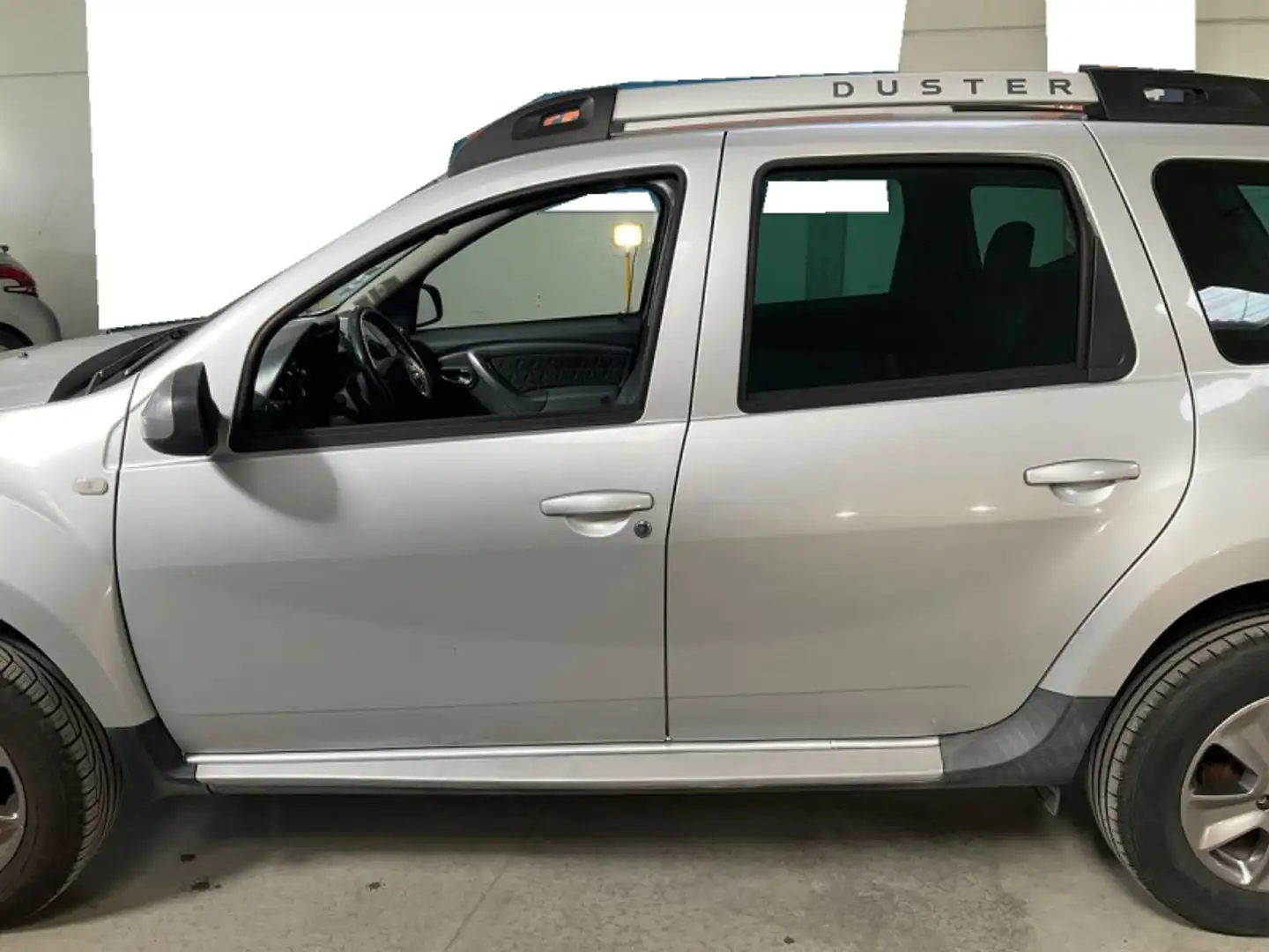Dacia Duster 1.5 DCI 90CH 4X2 - 2