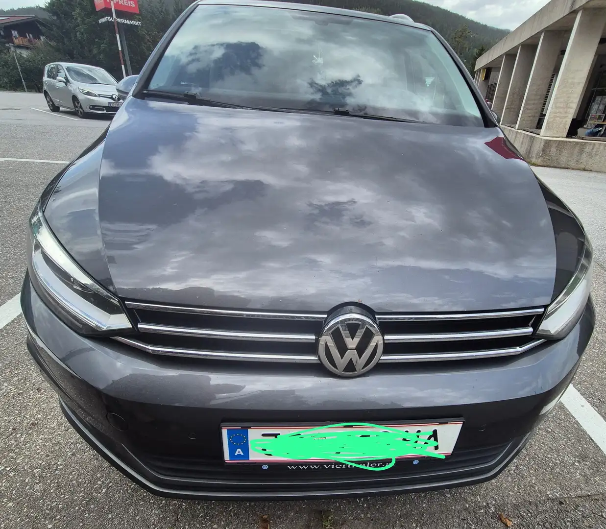 Volkswagen Touran Touran Sky 1,6 SCR TDI Sky Grau - 2