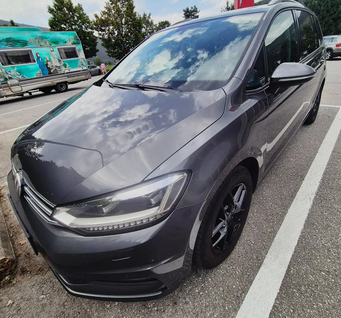 Volkswagen Touran Touran Sky 1,6 SCR TDI Sky Grau - 1