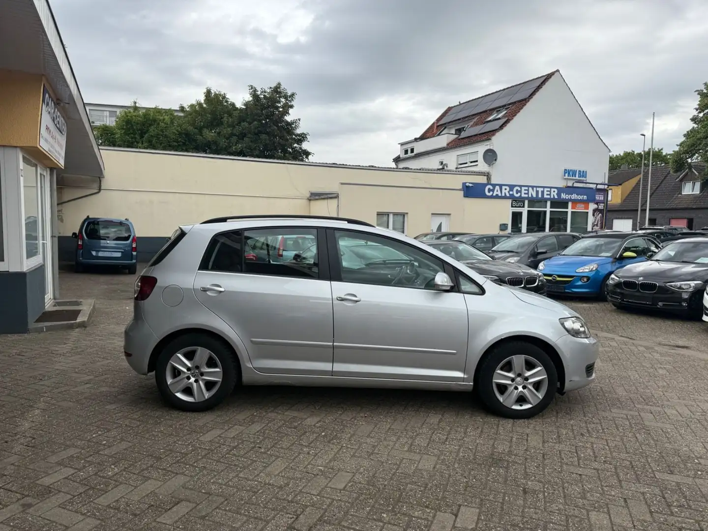 Volkswagen Golf Plus VI Comfortline*DSG*TEMPOMAT*SHZ*** Silber - 2
