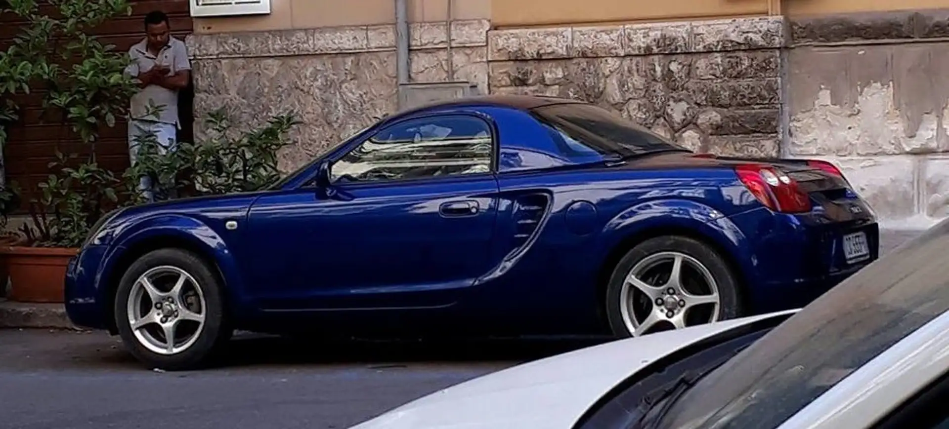 Toyota MR 2 MR2 2003 Roadster MR2 Roadster 1.8 vvt-i Blau - 1