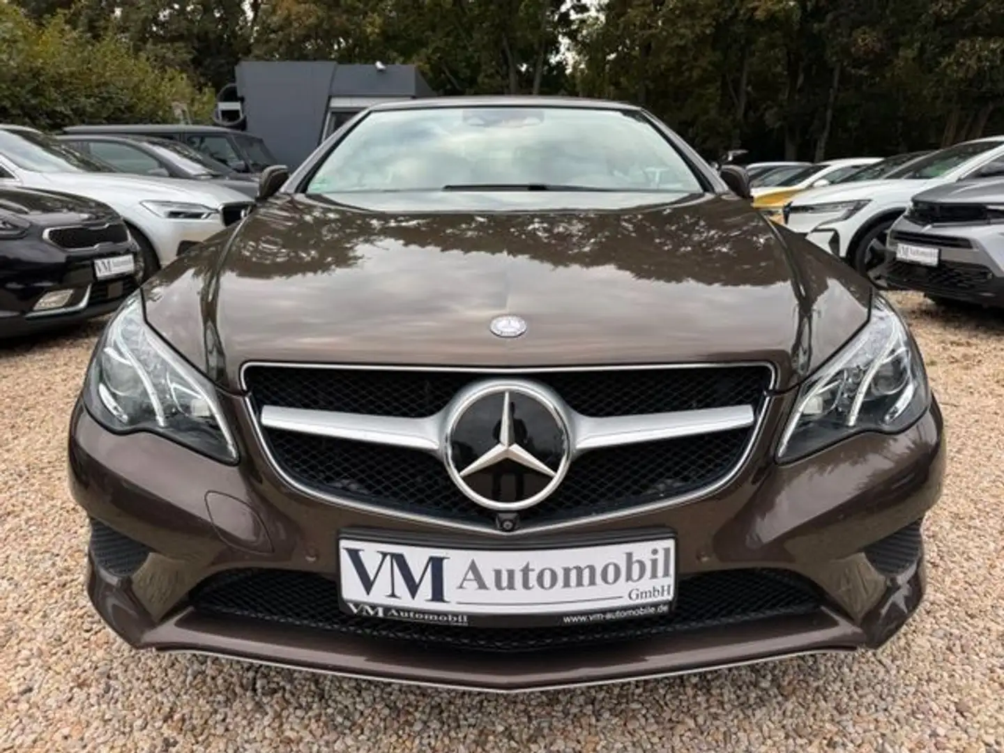Mercedes-Benz E 250 Cabrio AMG 360Kam*ACC*Navi*SitzHz. Brun - 2