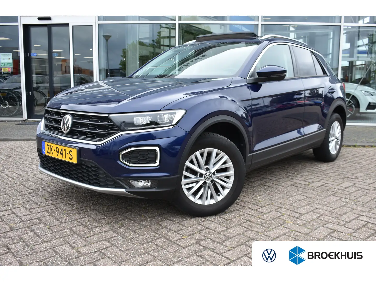 Volkswagen T-Roc 1.5 TSI 150PK DSG-7 Style | PANORAMADAK | ELEKTR. Azul - 1