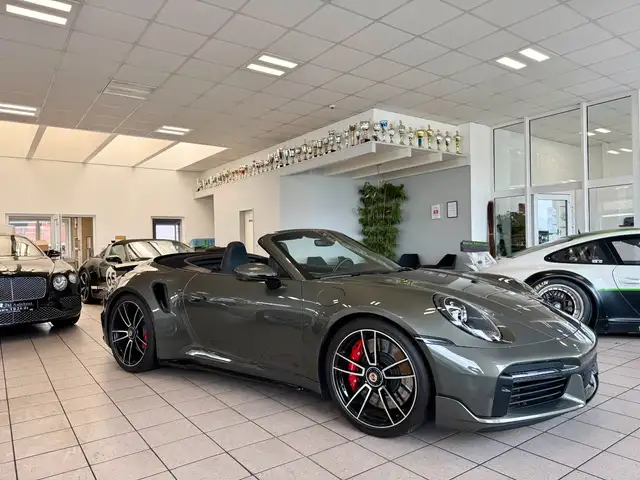 Porsche 992 911 Turbo Cabrio SportDesign/InnoD/Burmester