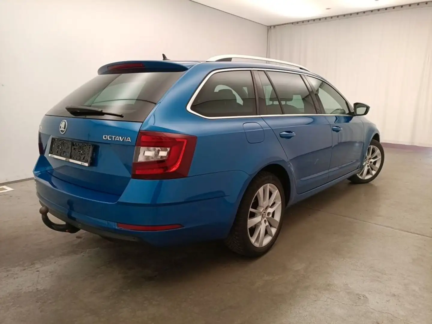 Skoda Octavia Combi Style 1.5TSI LED/NAVI/SHZ/AHK Blau - 2