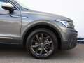 Volkswagen Tiguan 1.5 TSI Life 7p. 1.5 TSI 150 PK DSG | 7 Persoons | Grijs - thumbnail 16