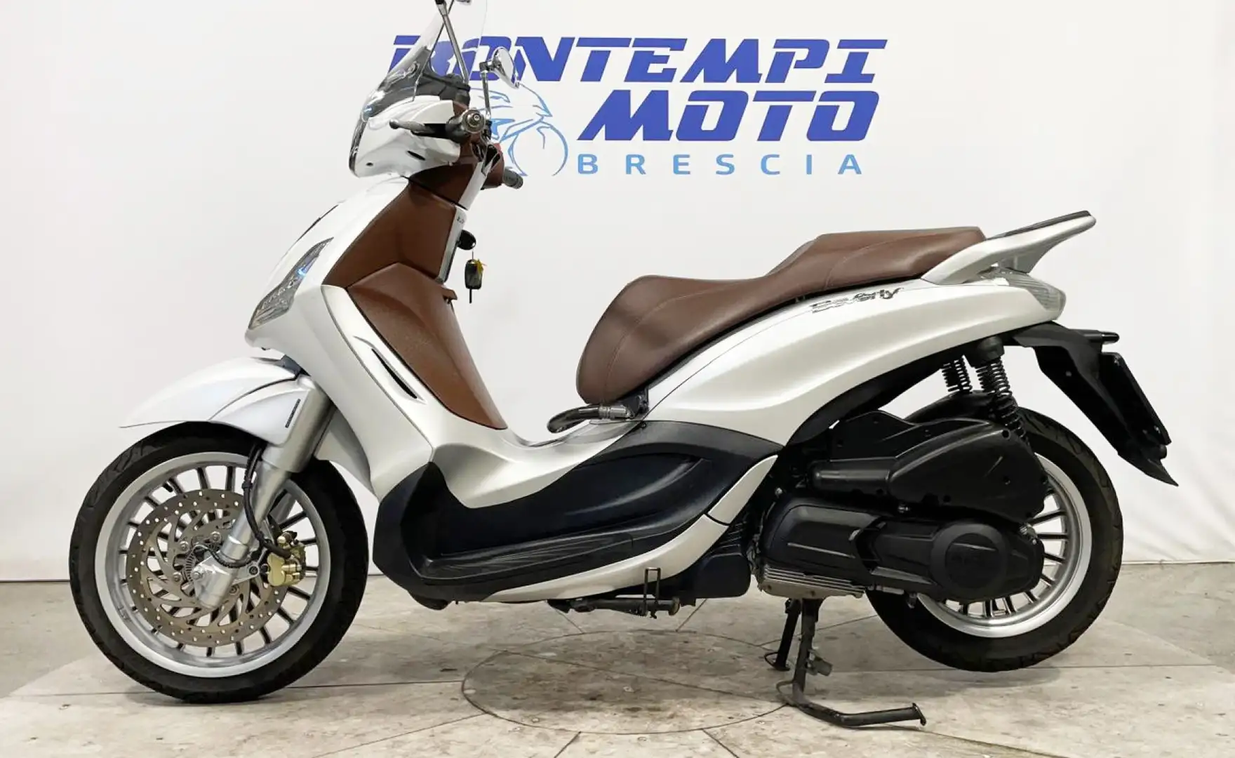 Piaggio Beverly 300 i.e. 2020 Bianco - 2